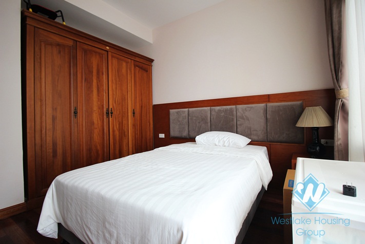 Nice and quality 02 bedrooms apartment in Ba Dinh district for rent!